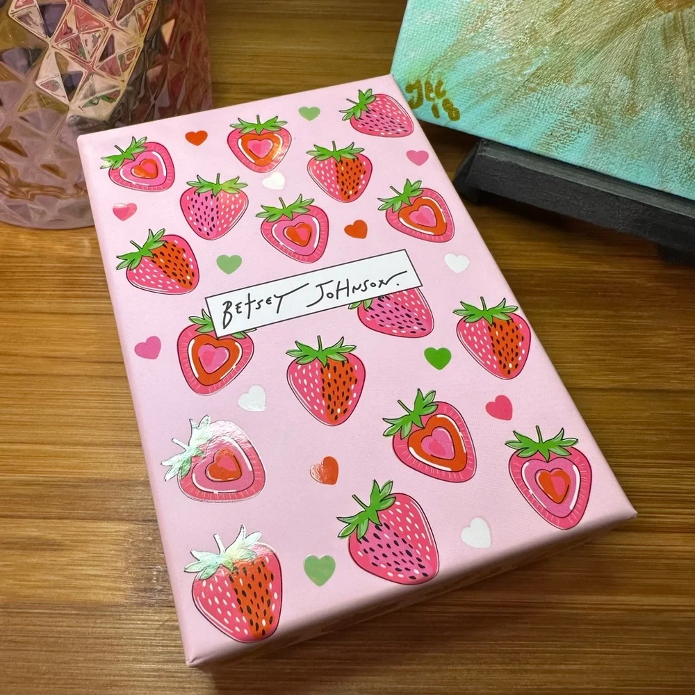 Betsey Johnson Strawberry Bag Charm/Key Chain 🍓 - Picture 7 of 9